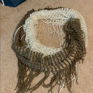 Infinity scarf